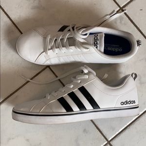 Adidas NEO sneakers